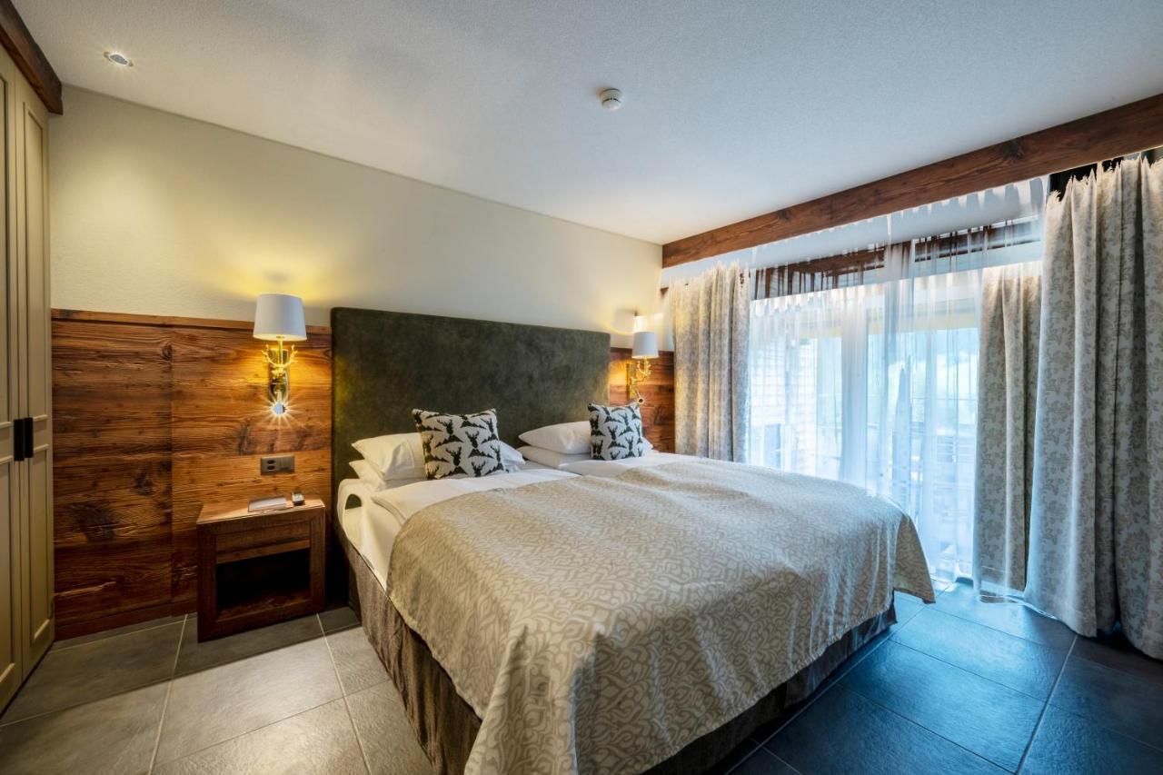 Romantik Hotel Schweizerhof Grindelwald Bagian luar foto