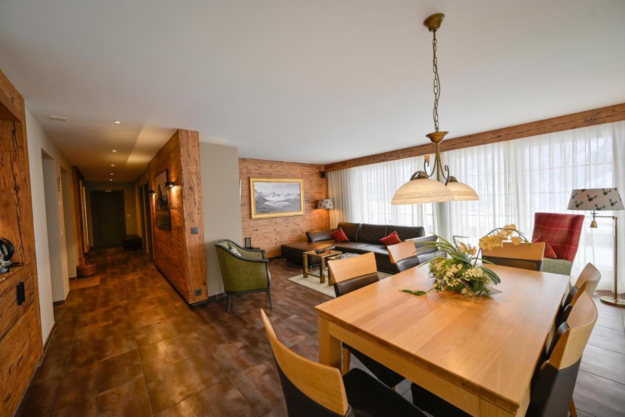Romantik Hotel Schweizerhof Grindelwald Bagian luar foto